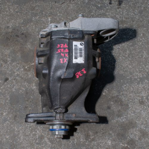 X3 F25, X4 F26 Tylny mechanizm różnicowy (3,38)
