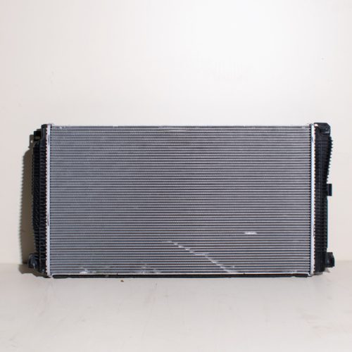 BMW 3er G20-G21 vízhűtő (Cikkszám:17118666751)