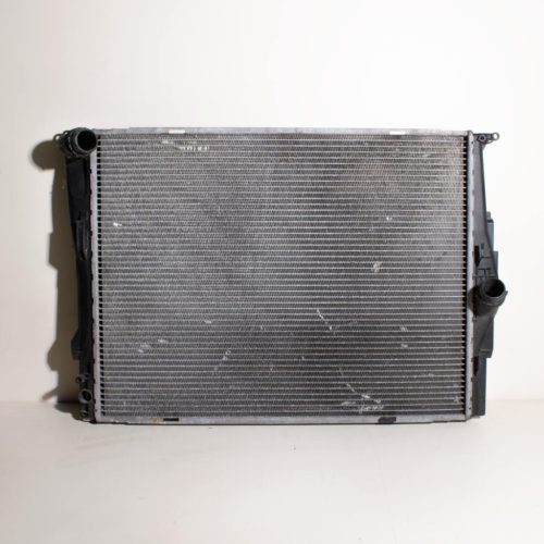 Chłodnica wody BMW 1er E81-E87 (Numer artykułu: 7581642)