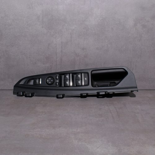 Przełącznik podnośnika szyby BMW 2er F45-F46, X1 F48, X2 F39, X5 F15-F85, X6 F16-F86 (Numer artykułu: 61319297349, 61319362116)