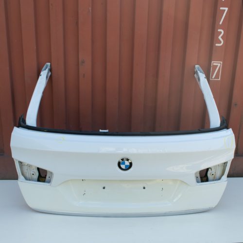 BMW 5er F11 Tylna klapa