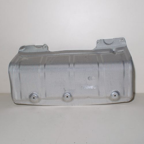 BMW 3er F30-F80-F31-F34, 4er F32-F33-F82-F83-F36 Hővédő lemez 
