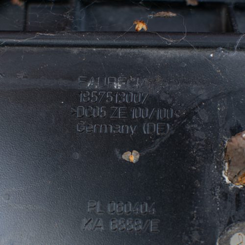 BMW 1er E81-E87 hűtőkeret tartókonzol