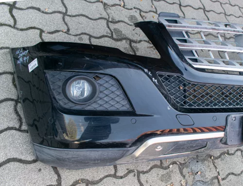Mercedes-Benz ML   W164  (2009) első lökhárító