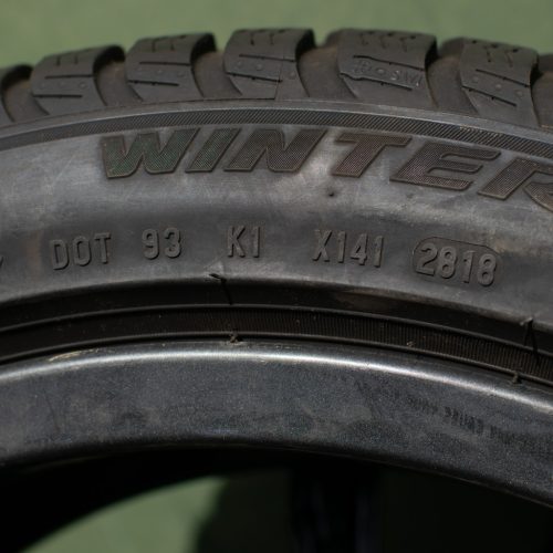 BMW 2er G42, 3er G20-G21-G28 LCI, 4er G22-G23 LCI 18" Alufelni téli gumival