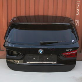BMW X1 F48 csomagtérajtó