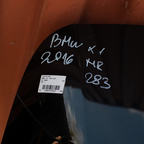 BMW X1 F48 csomagtérajtó