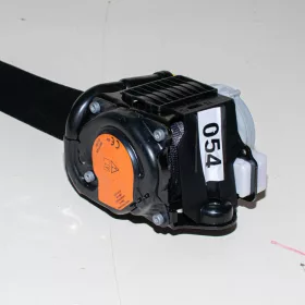 Porsche Macan 95B biztonsági öv feszítővel