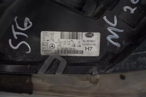 Mercedes-Benz ML-osztály (W164) bal első halogén fényszóró A 164 820 69 61