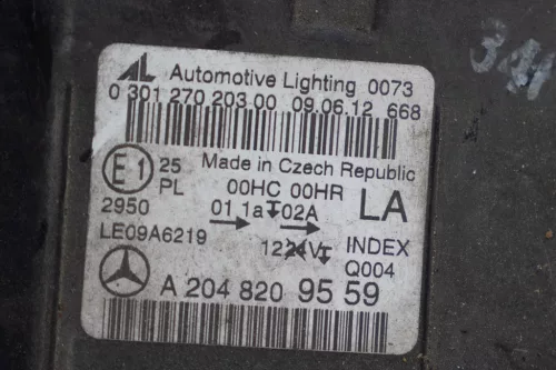 Mercedes-Benz C-osztály (W204) bal első halogén fényszóró A 204 820 95 59