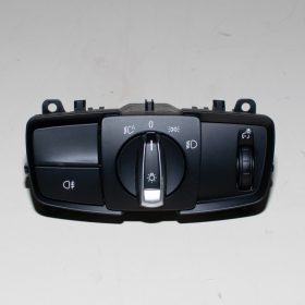   BMW 2er F45–F46, i3 I01, X5 F15–X5 M F85, X6 F16–X6 M F86  fényszóró kapcsoló