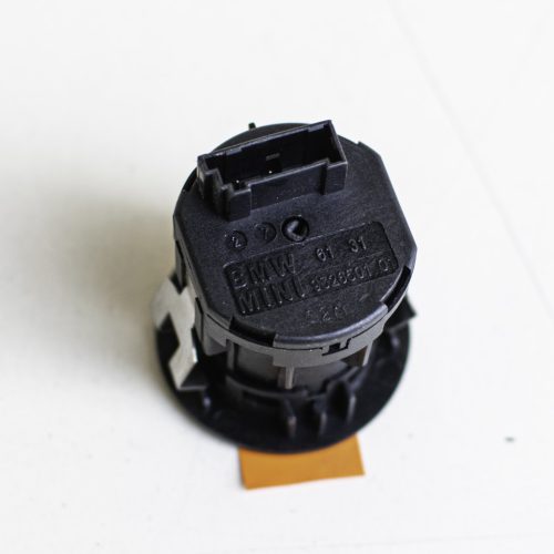 BMW 1er E81–E87–E82–E88, 3er E90–E91–E92–E93, MINI R56–R55 Clubman légzsák kapcsoló