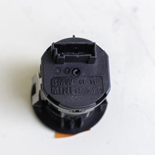 BMW 1er E81–E87–E82–E88, 3er E90–E91–E92–E93, MINI R56–R55 Clubman légzsák kapcsoló