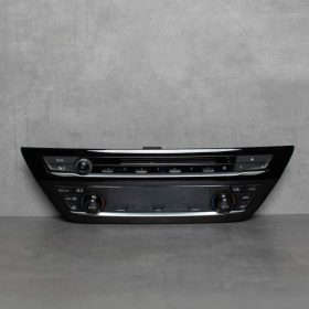 5 Series G30-G31 Climate Control Panel Part number: 6834423