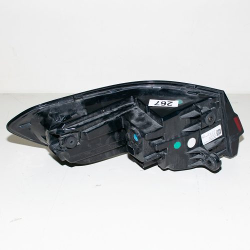 BMW 2er Active Tourer U06 jobbhátsó lámpa