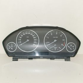 BMW 3er F30-F31 Óracsoport