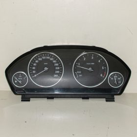  BMW 3er F30-F31 Óracsoport