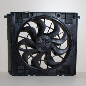   BMW X3 G01, X4 G02 hűtőventilátor keret motorral (Cikkszám:17428487637)