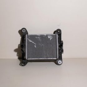   1er F20-F21, 2er F22-F23, 3er F30-F31-F34, 4er F32-F33-F36 Zusatzwasserkühler (Artikelnummer: 17117600697)