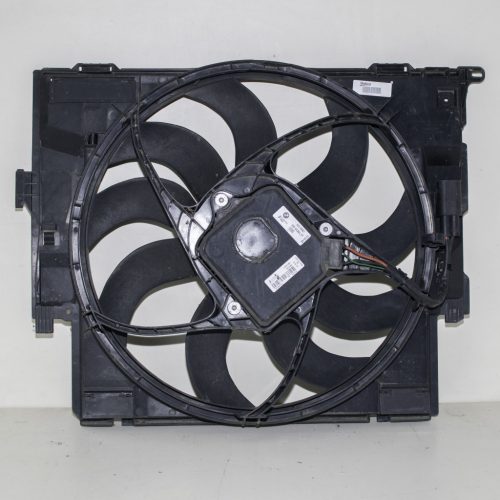 BMW 1er F20–F21, 2er F23, 3er F30–F31–F34 GT, 4er F32–F33–F36 Gran Coupé hűtőventilátor keret motorral
