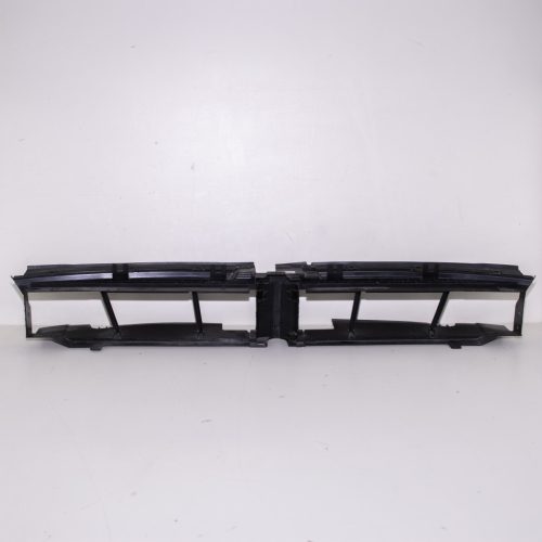 BMW 3er G30-G31 felső légterelő / hűtő felső légvezető