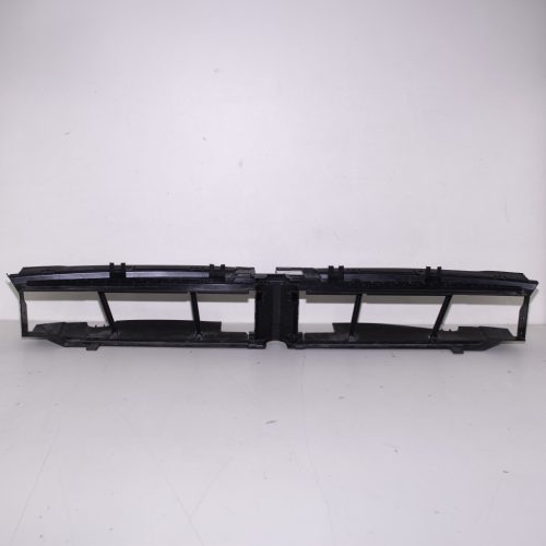  BMW 3er G30-G31 felső légterelő / hűtő felső légvezető