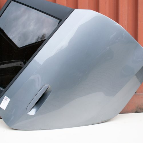 BMW 2er U06 prawe tylne drzwi