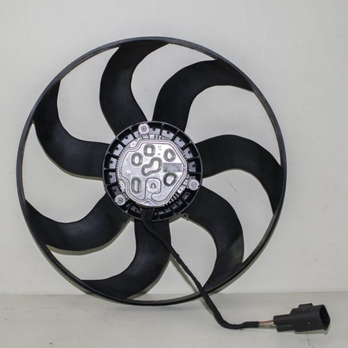 BMW X1 F48 hűtőventillátor motorral