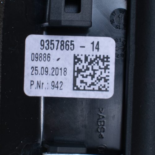 BMW 5er G31–G31 LCI, F90 M5 hátsó légbeömlő