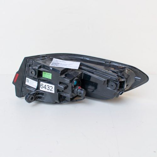 BMW 2er Active Tourer U06 bal hátsó lámpa