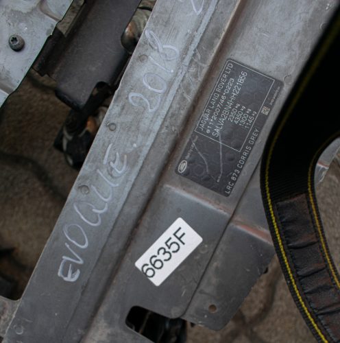 Range Rover Evoque L538 hűtőtartó keret