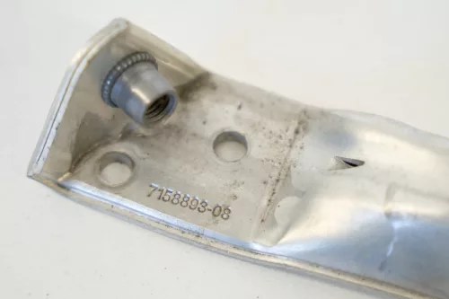 BMW 5er F07–F10–F11 GT/LCI, 6er F06–F12–F13 LCI, 7er F01–F02–F03–F04 Hybrid LCI ökhárító rögzítőkonzolja