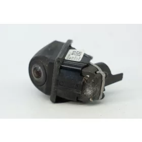    BMW 1 Series F20/F21 LCI, 2 Series F22/F23–F87 M2 LCI, 3 Series F30/F31/F34 GT–F80 M3 LCI, 4 Series F32/F33/F36–F82/F83 M4 LCI, 5 Series F07 GT/F10/F11 LCI, 7 Series F01/F02/F03/F04 Hybrid LCI, X1 E84, X3 F25, X5 E70 LCI, X6 E71/E72 tolató kamera
