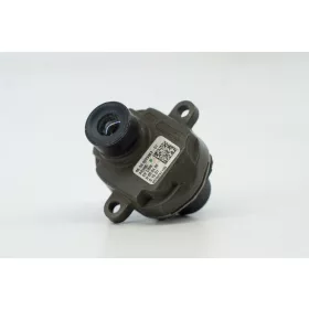   BMW 3er F30–F31–F34–F80 M3 GT/LCI, 4er F32–F33–F36–F82–F83 M4 Gran Coupé/LCI, 5er F07–F10–F11 GT/LCI, 6er F06–F12–F13 Gran Coupé/LCI, 7er F01–F02–F03–F04 Hybrid LCI, X3 F25, X5 E70 LCI, X6 E71–E72 sárvédőbe építhető kamera